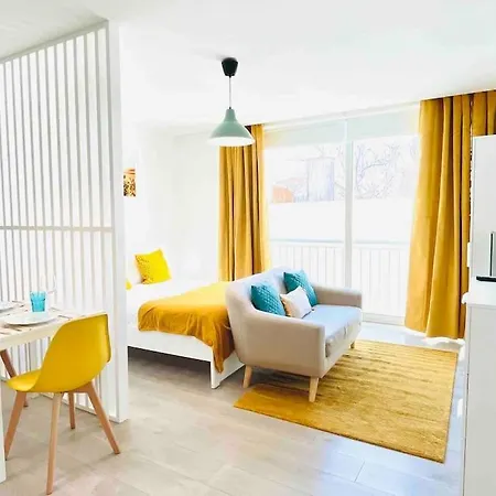 شقة Domus Da Ria أفيرو